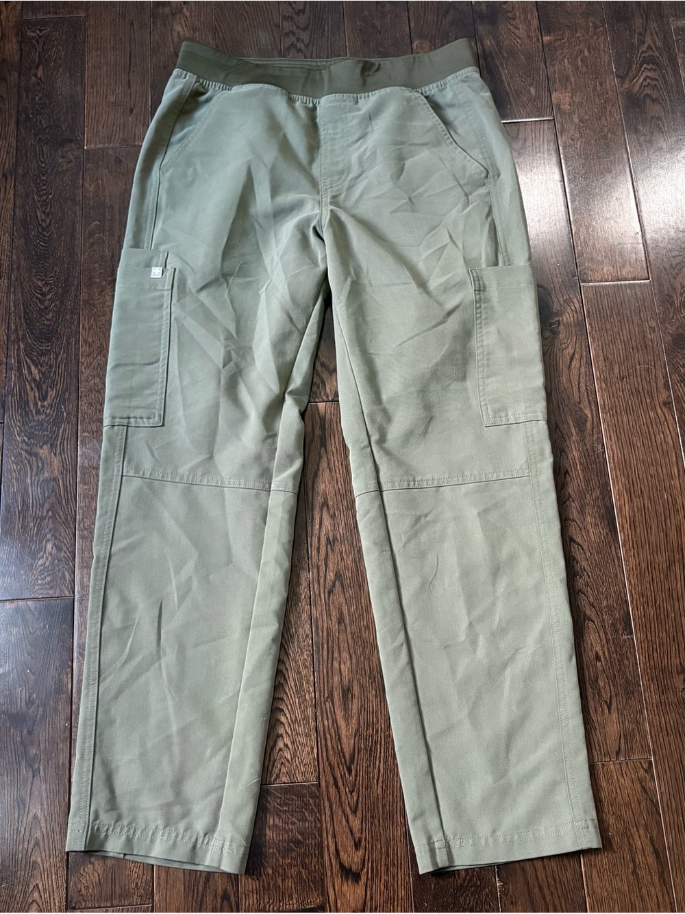 FIGS Scrub Cargo Pant size small - Picture 3 of 8